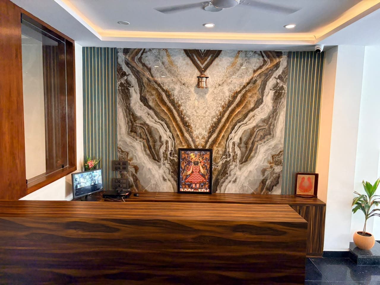 Hotel entrance and reception view 1